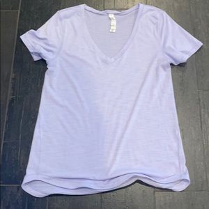 Women’s Lululemon V-Neck